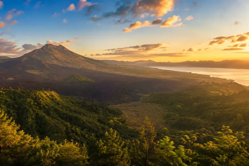 Sekumpul Sunrise Waterfall Trek